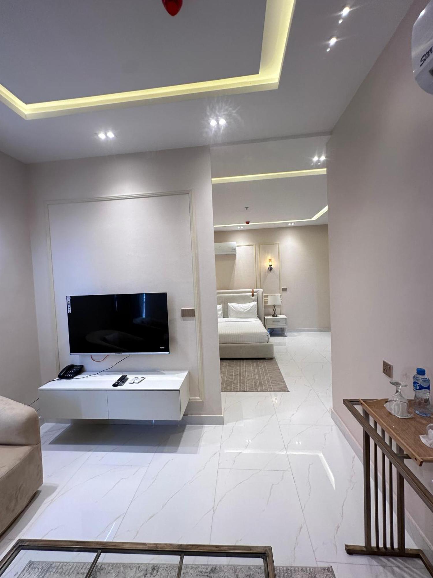 Pavilion Suites - Premium Aparthotel In Bahria Town Rawalpindi Dış mekan fotoğraf