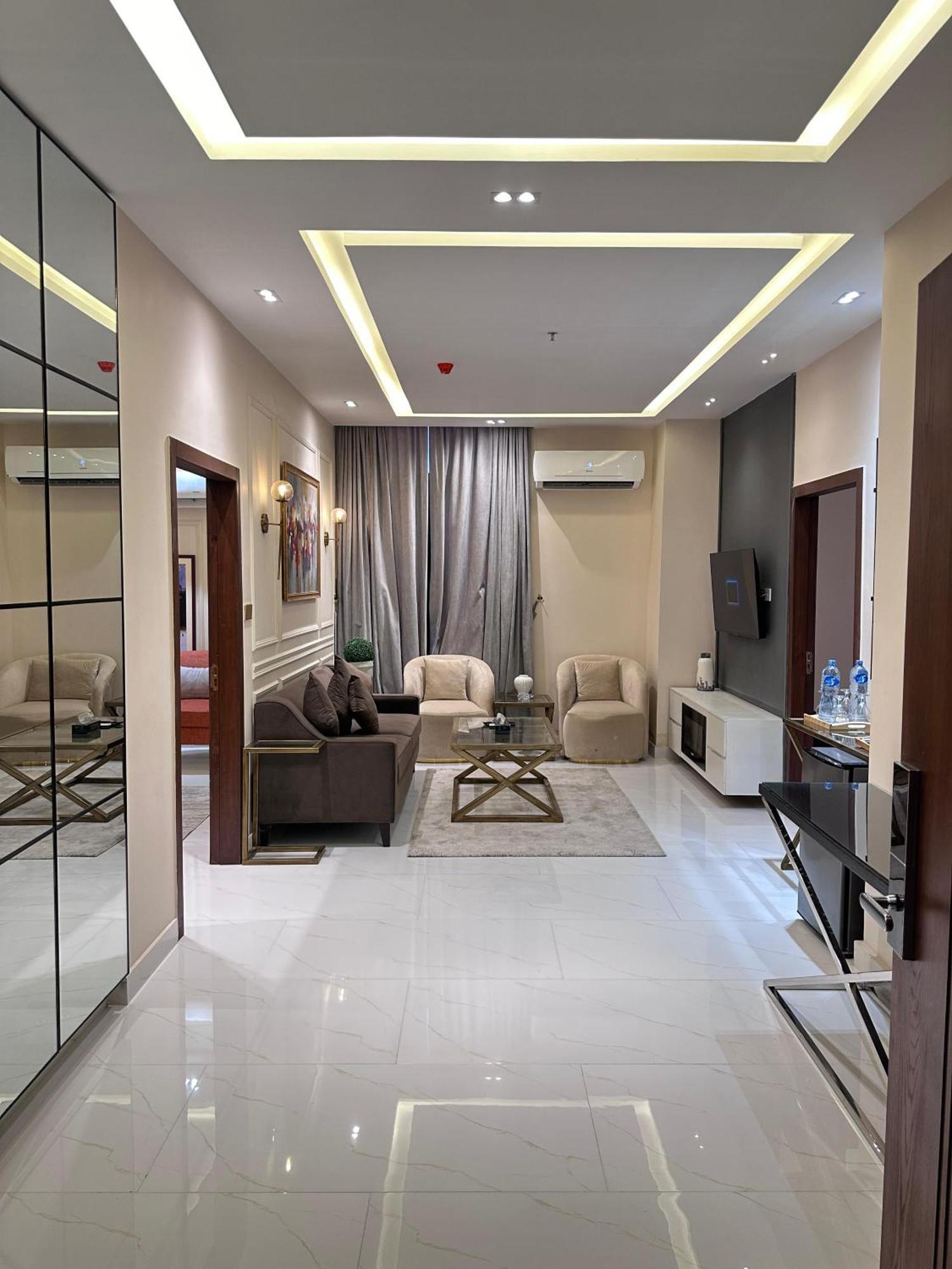 Pavilion Suites - Premium Aparthotel In Bahria Town Rawalpindi Dış mekan fotoğraf