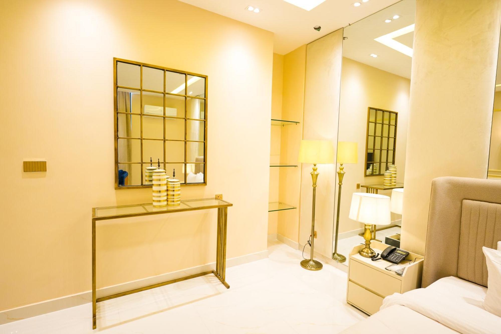 Pavilion Suites - Premium Aparthotel In Bahria Town Rawalpindi Dış mekan fotoğraf