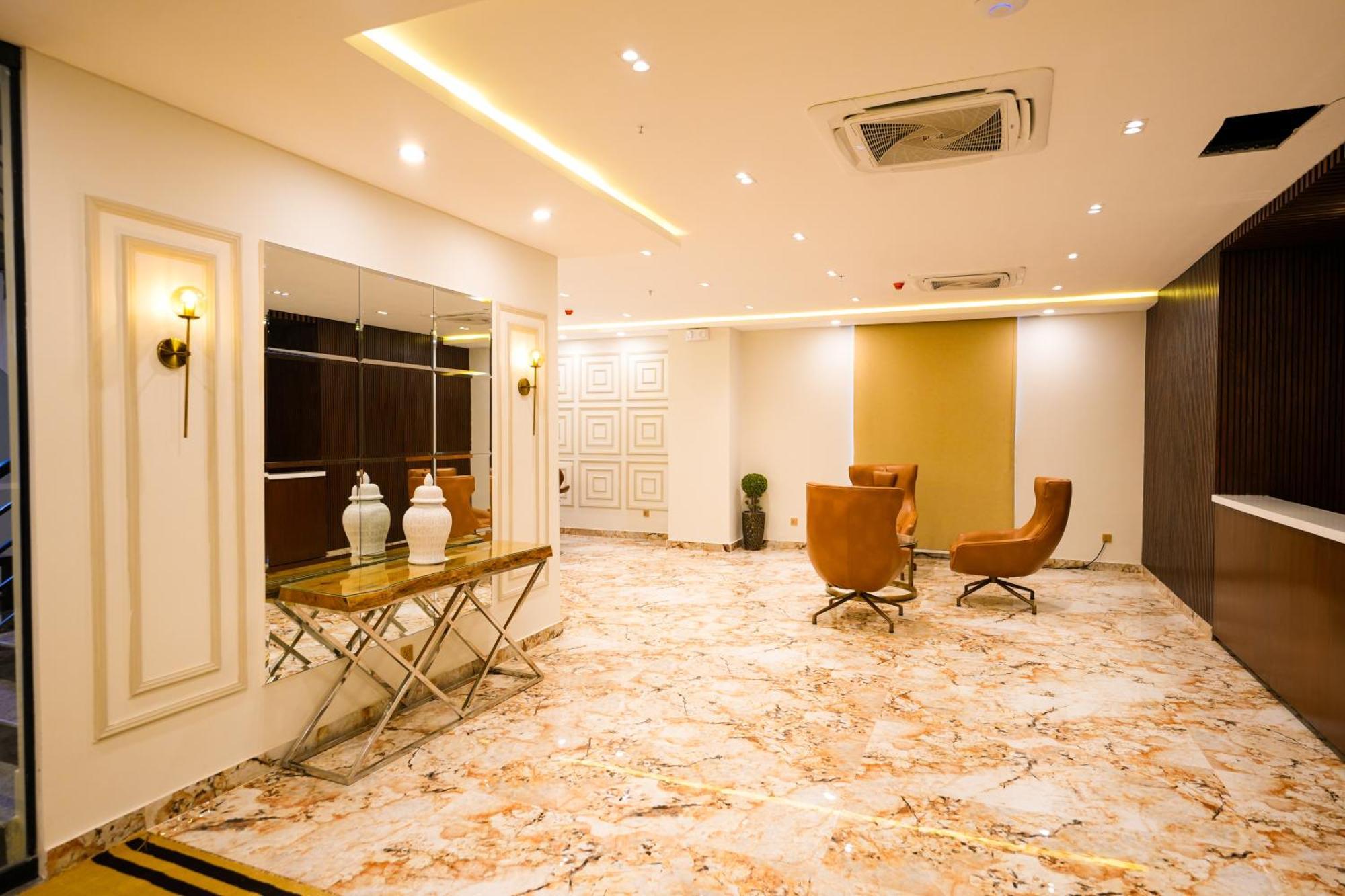 Pavilion Suites - Premium Aparthotel In Bahria Town Rawalpindi Dış mekan fotoğraf